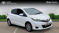 Toyota Yaris 1.33 VVT-i TR 5dr Multidrive S Petrol Hatchback